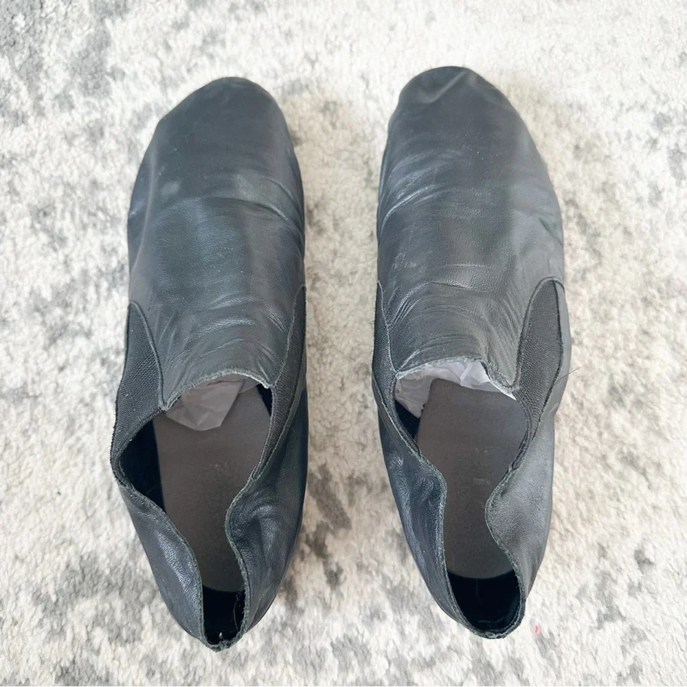 ⭐️3/$30⭐️ (bundle deal) Black Leather Dance Shoes size 8.5